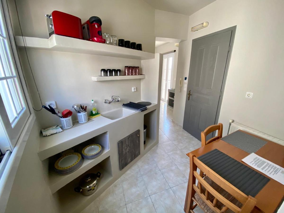 Pelagias Apartments Agia Efimia Екстериор снимка
