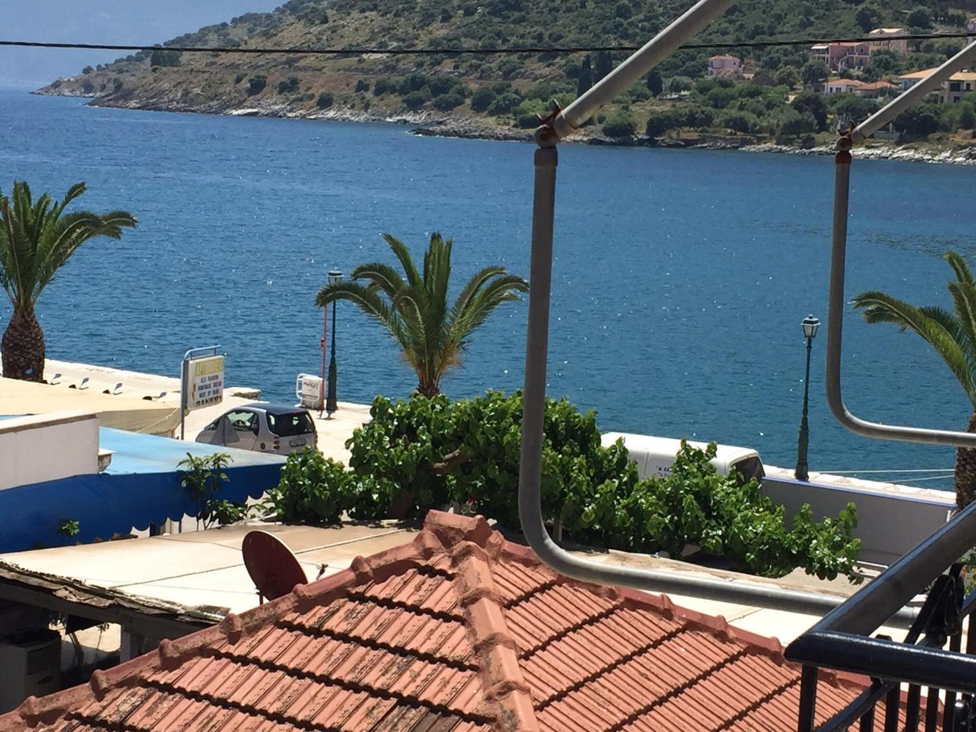 Pelagias Apartments Agia Efimia Стая снимка